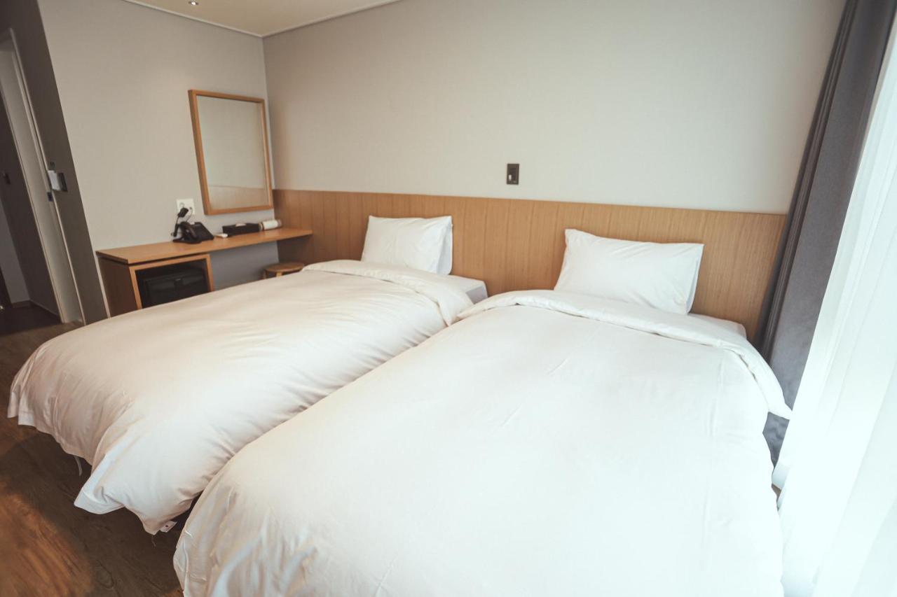 Hotel Kenny Yeosu Dış mekan fotoğraf